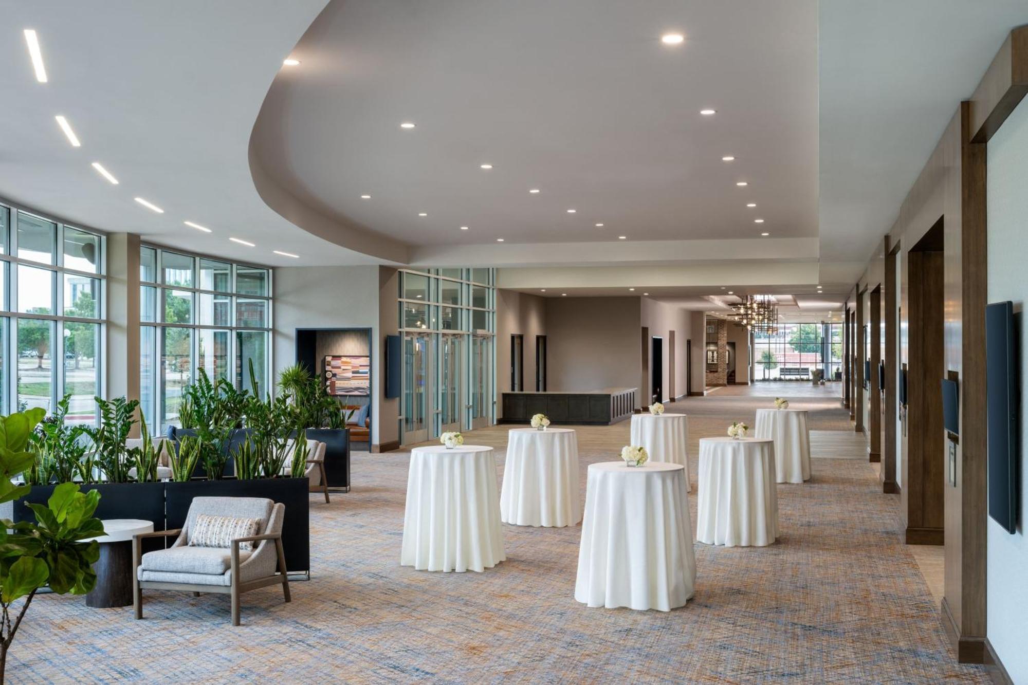 Delta Hotels By Marriott Wichita Falls Convention Center Exterior foto