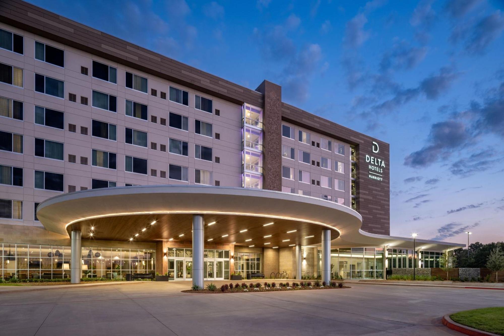 Delta Hotels By Marriott Wichita Falls Convention Center Exterior foto